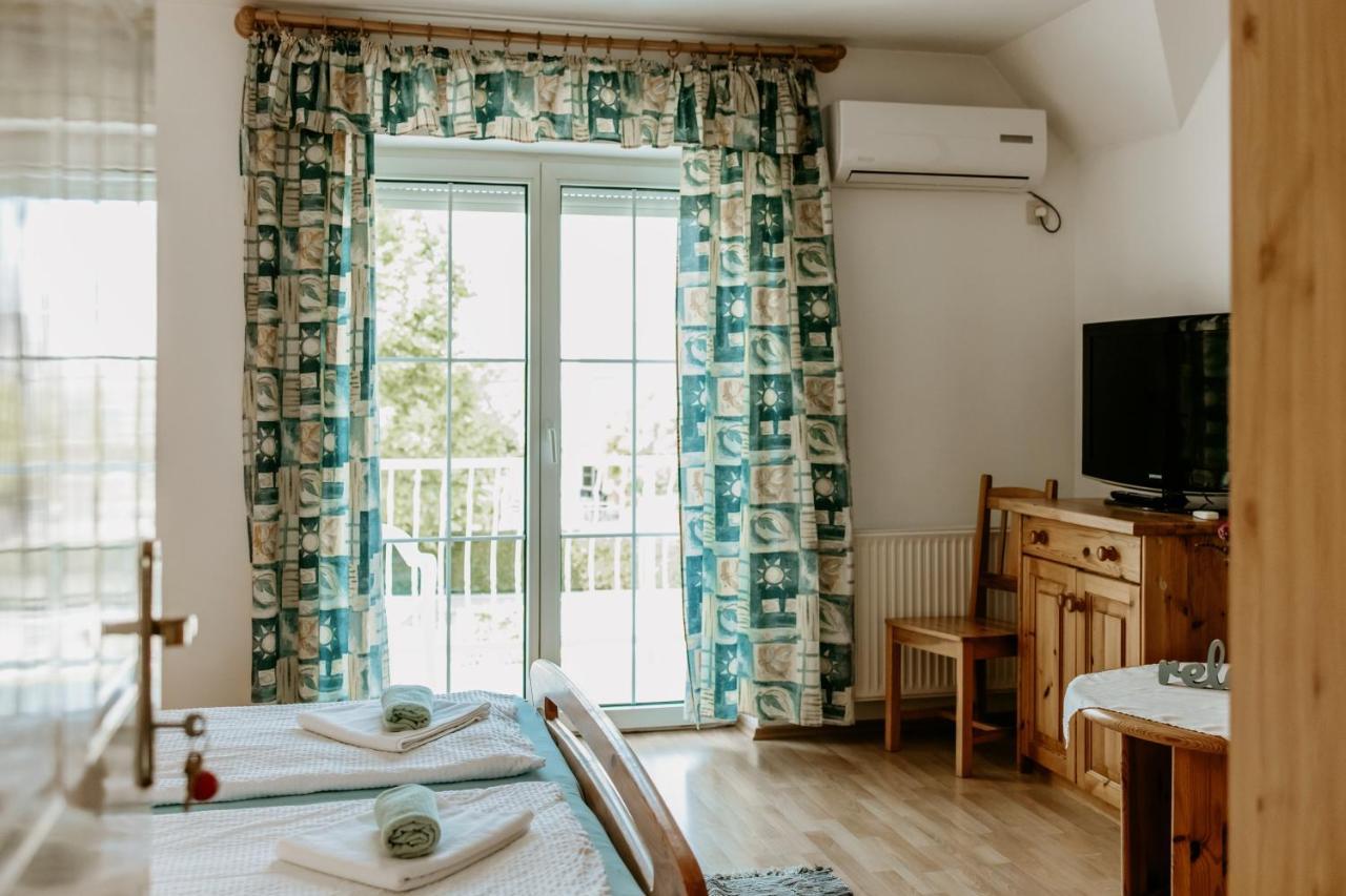 Kek Vendeghaz Family Resort Денешдиаш Экстерьер фото