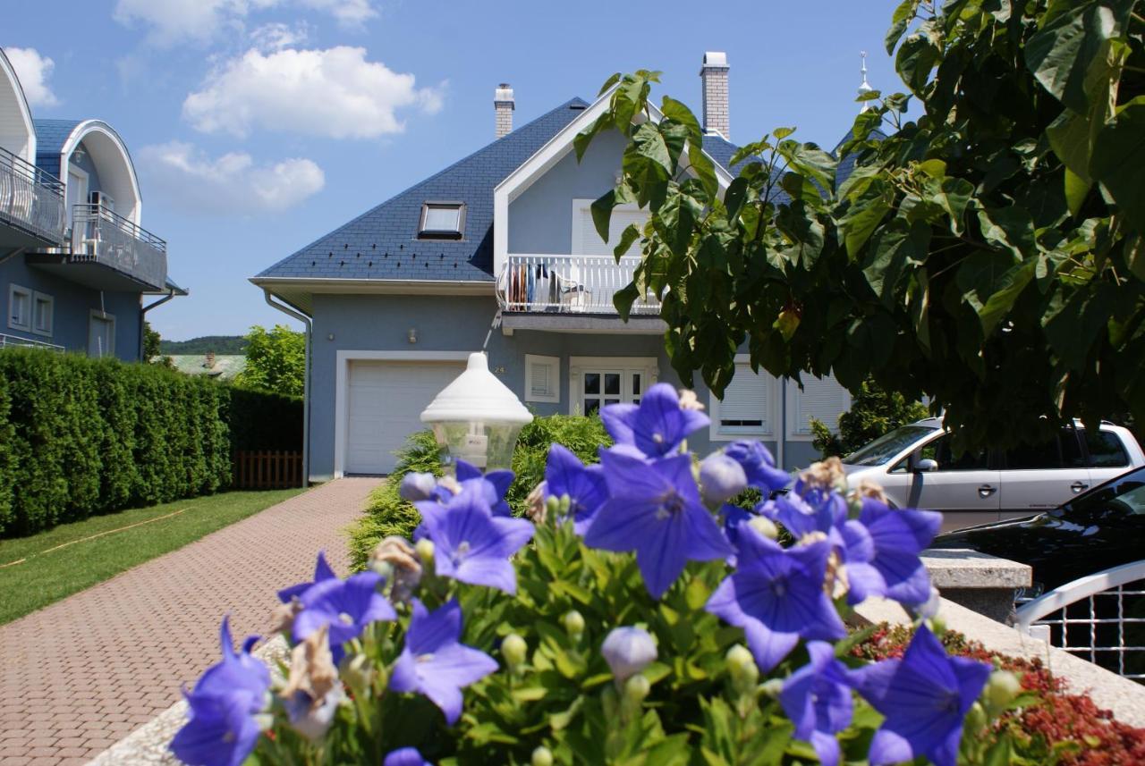 Kek Vendeghaz Family Resort Денешдиаш Экстерьер фото