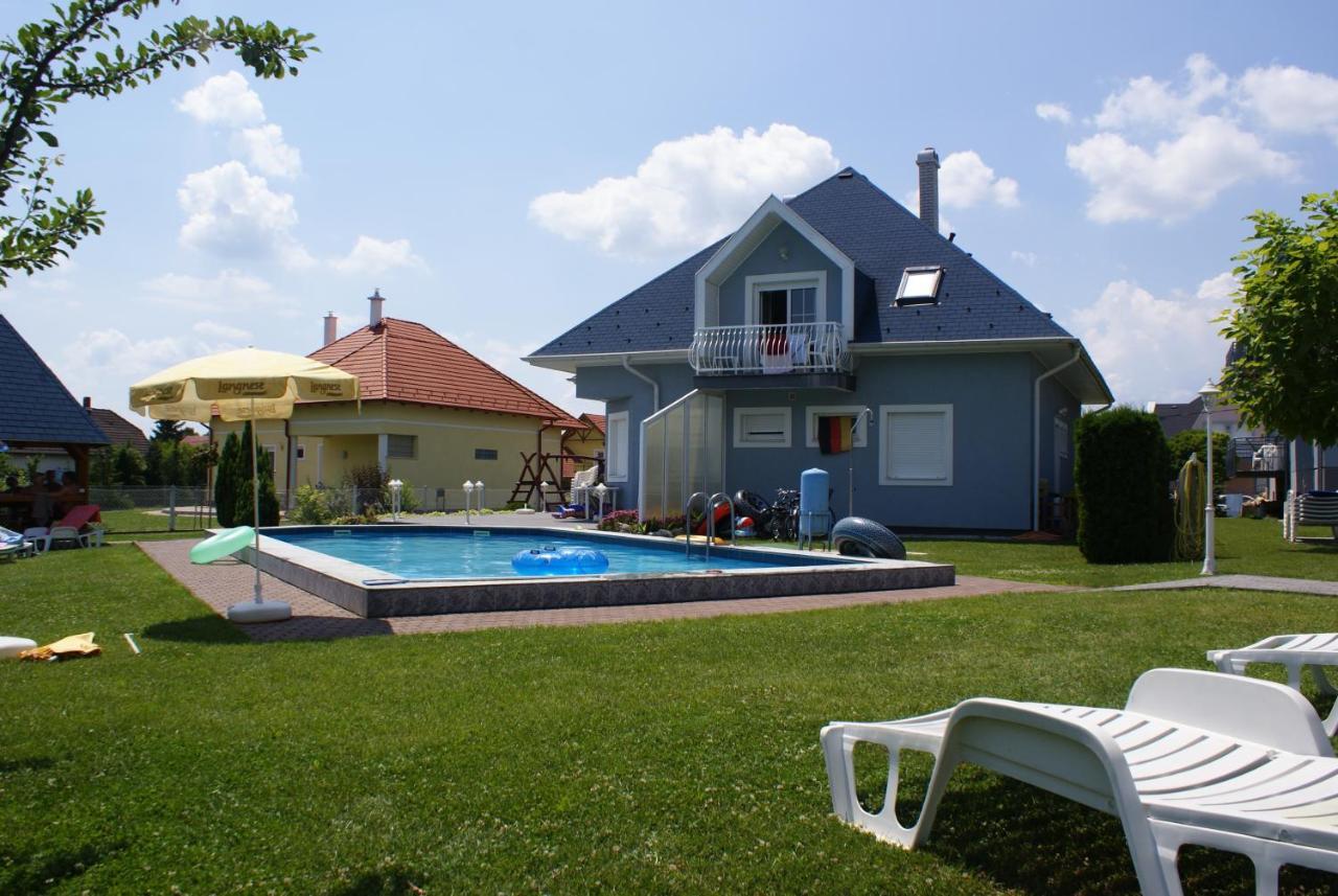Kek Vendeghaz Family Resort Денешдиаш Экстерьер фото