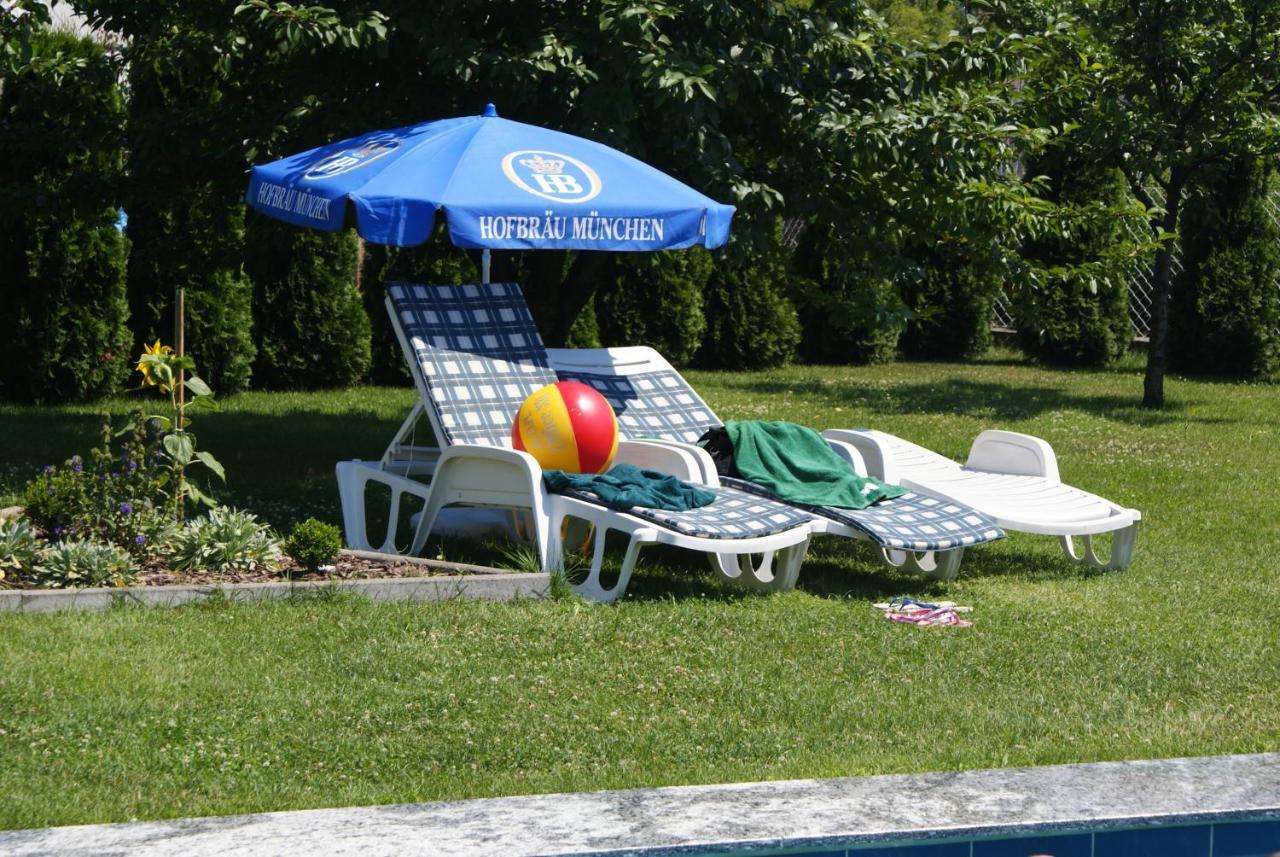 Kek Vendeghaz Family Resort Денешдиаш Экстерьер фото
