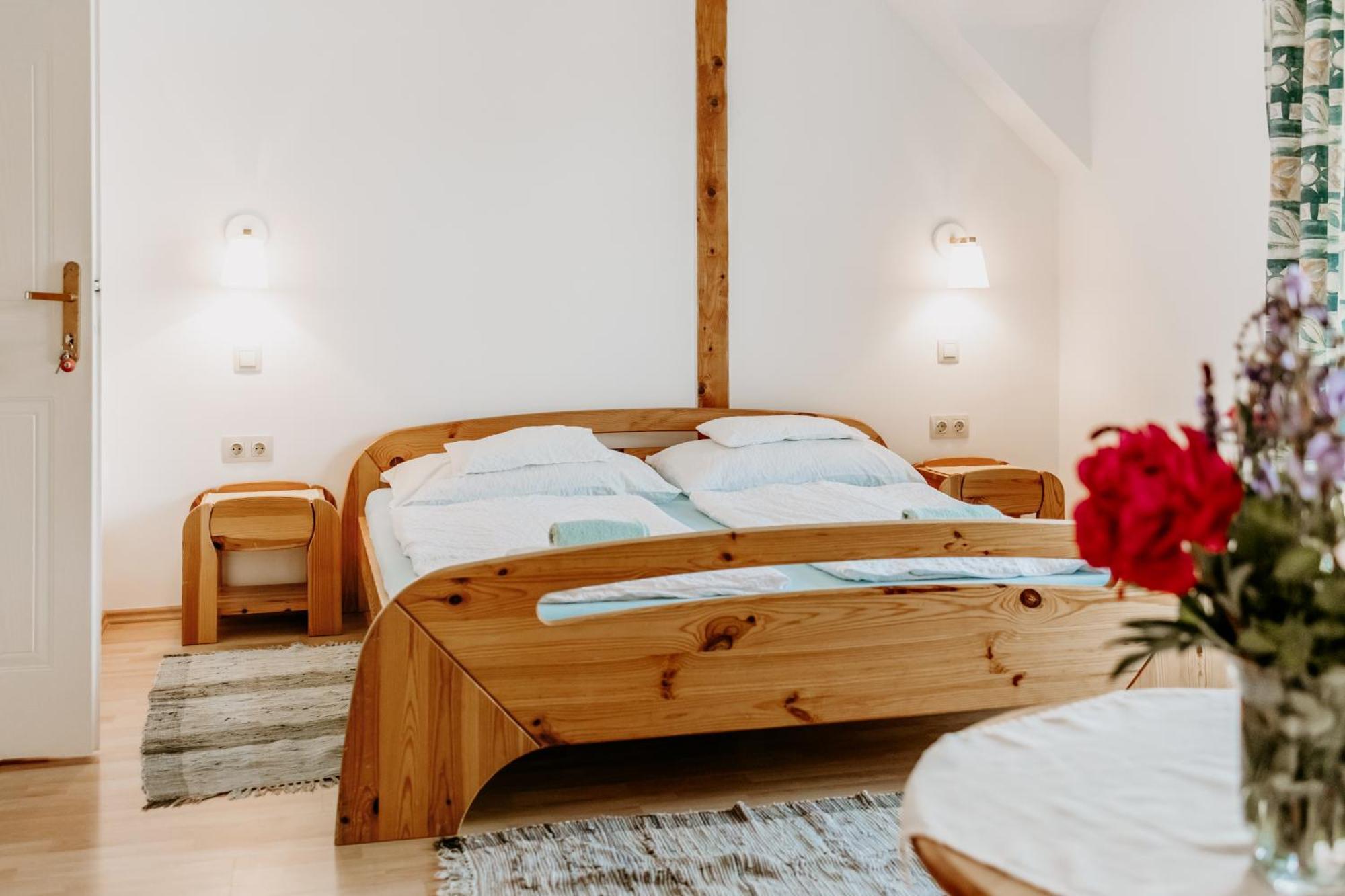Kek Vendeghaz Family Resort Денешдиаш Экстерьер фото